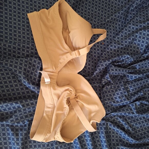 cacique bra 46C - Picture 7 of 9